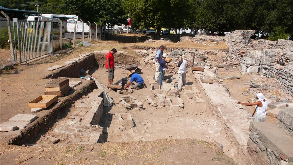 Efes 2.JPG